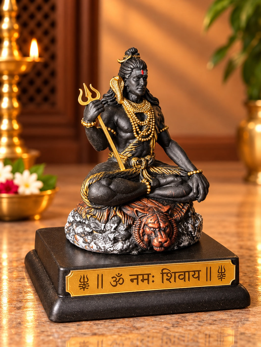 Rudra Pashupati three-quarter view